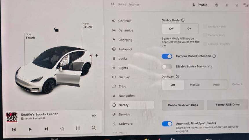 2021 Tesla Model Y 5YJYGDEE9MF098320