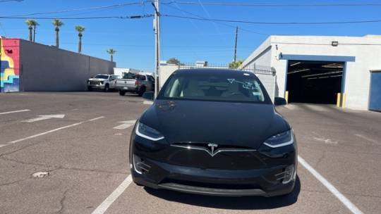 2017 Tesla Model X 5YJXCDE21HF075195