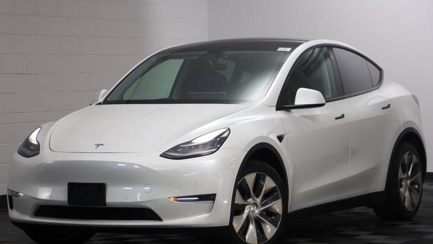 2021 Tesla Model Y 5YJYGDEE2MF094660