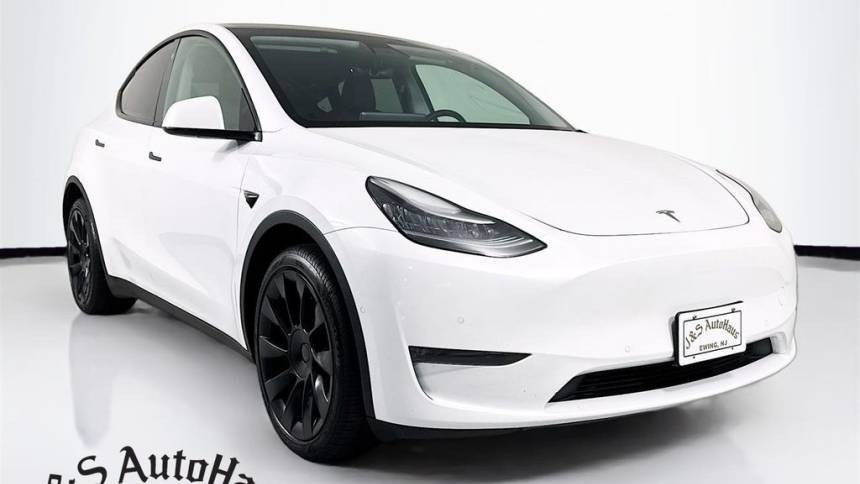 2021 Tesla Model Y 5YJYGDEE8MF062084