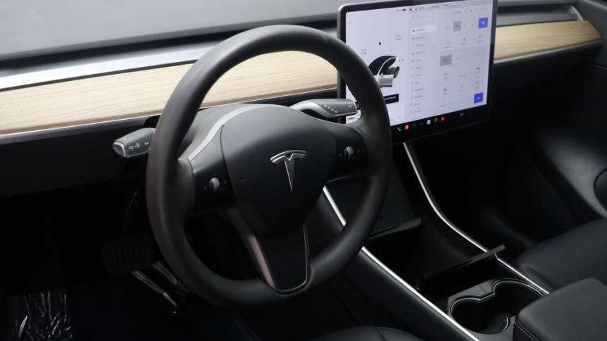 2021 Tesla Model Y 5YJYGDEE2MF094660