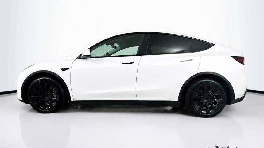 2021 Tesla Model Y 5YJYGDEE8MF062084