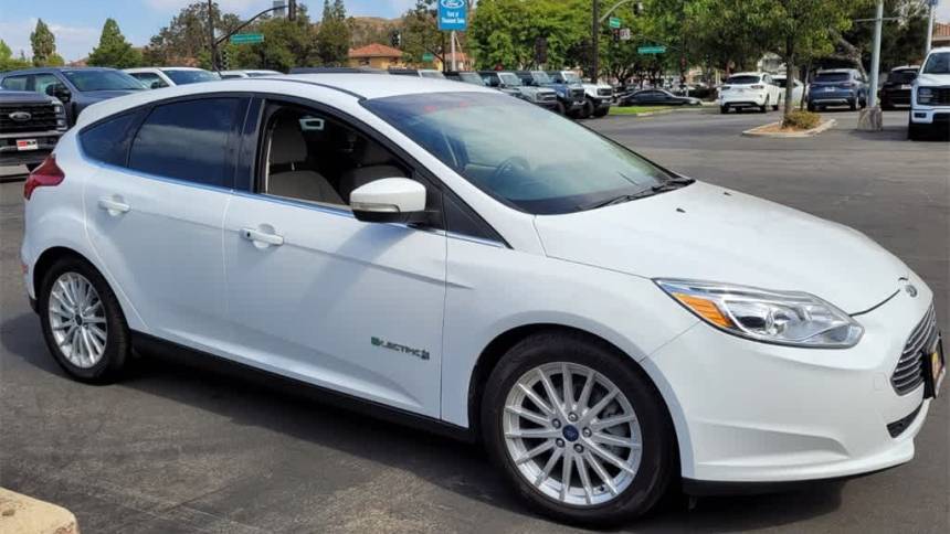 2017 Ford Focus 1FADP3R44HL308602