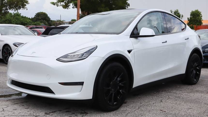 2020 Tesla Model Y 5YJYGDEF8LF002782