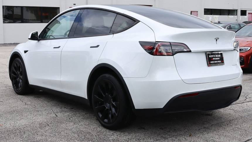 2020 Tesla Model Y 5YJYGDEF8LF002782