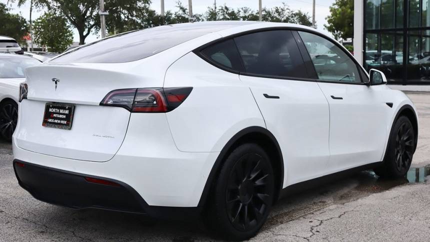 2020 Tesla Model Y 5YJYGDEF8LF002782