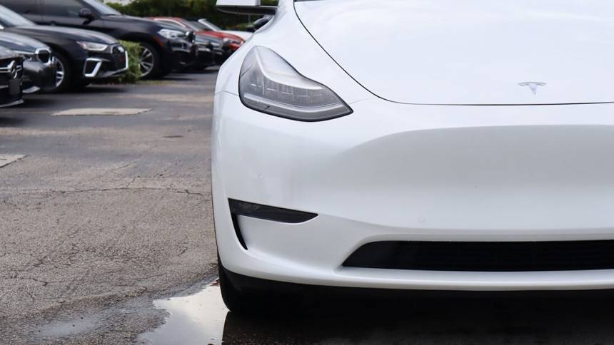 2020 Tesla Model Y 5YJYGDEF8LF002782