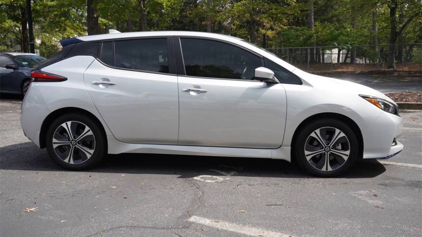 2022 Nissan LEAF 1N4BZ1CV3NC562692