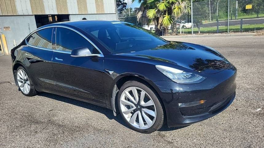 2018 Tesla Model 3 5YJ3E1EA5JF053642