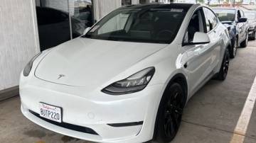 2020 Tesla Model Y 5YJYGDEE0LF046119