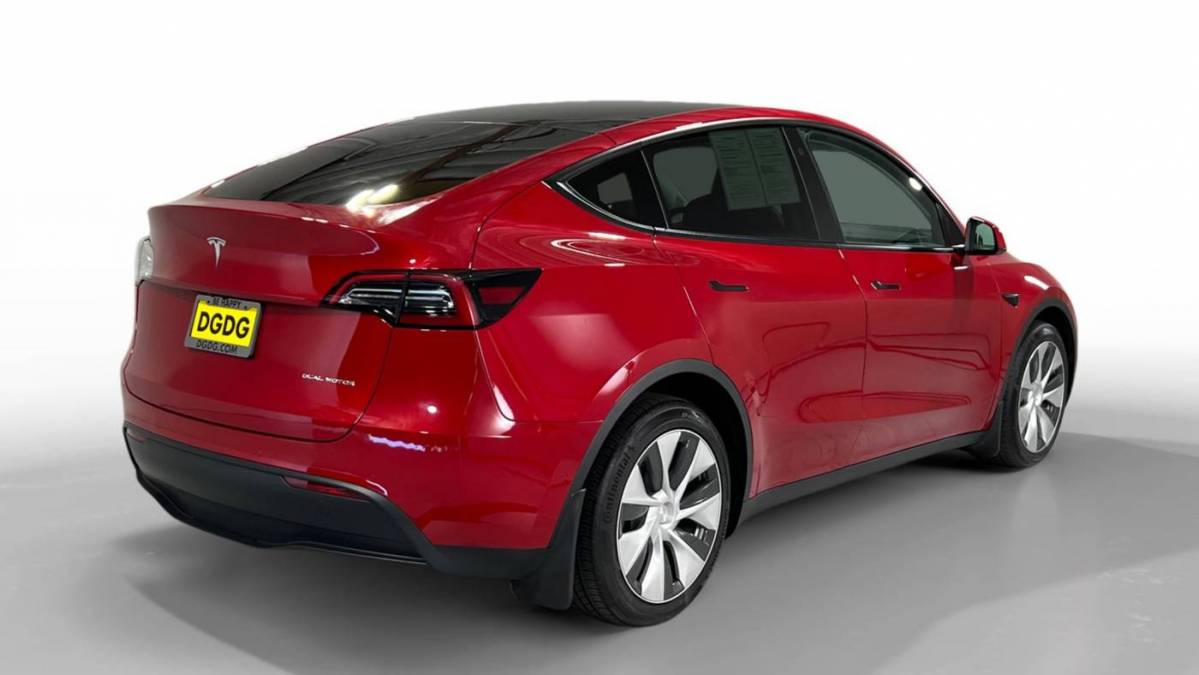 2021 Tesla Model Y 5YJYGDEE8MF276315