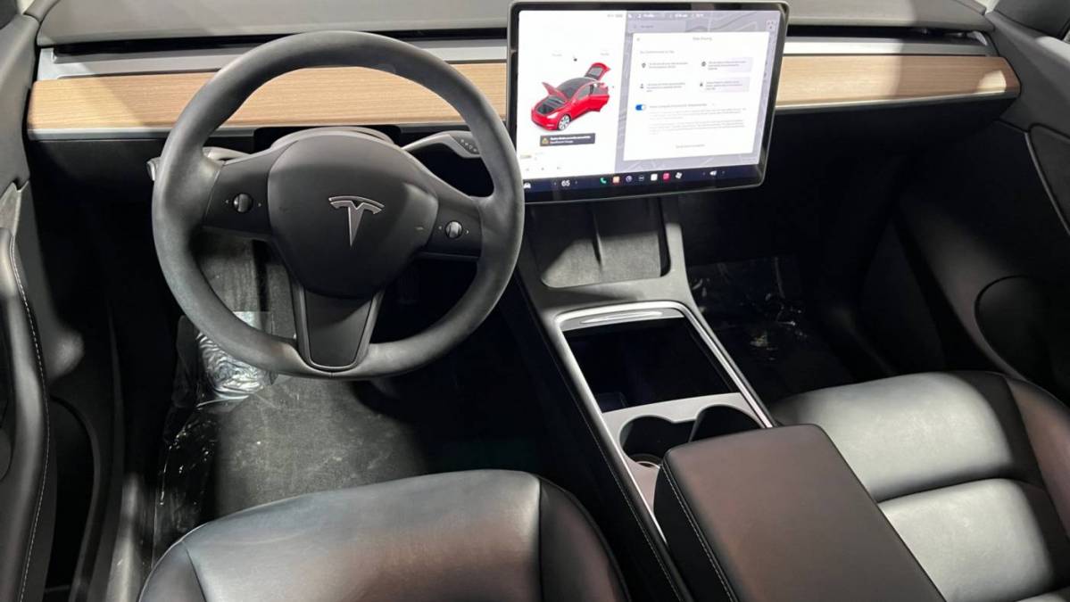 2021 Tesla Model Y 5YJYGDEE8MF276315