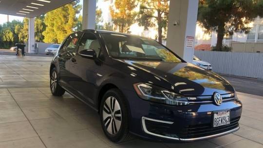 2018 Volkswagen e-Golf WVWPR7AU7JW911214