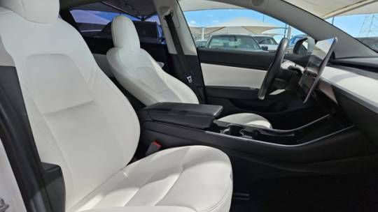 2019 Tesla Model 3 5YJ3E1EA2KF417744