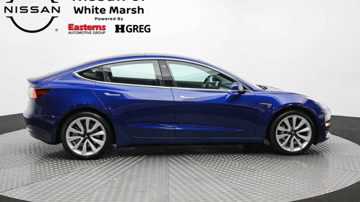 2018 Tesla Model 3 5YJ3E1EB5JF146282