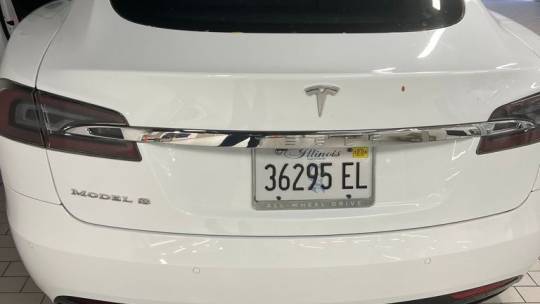 2016 Tesla Model S 5YJSA1E27GF154674