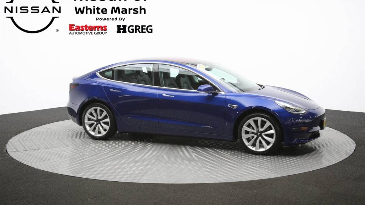 2018 Tesla Model 3 5YJ3E1EB5JF146282