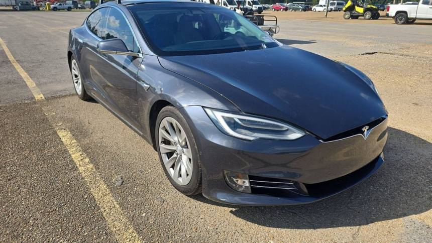 2016 Tesla Model S 5YJSA1E23GF167292