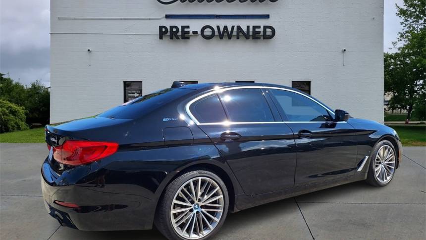 2019 BMW 5 Series WBAJA9C54KB399464