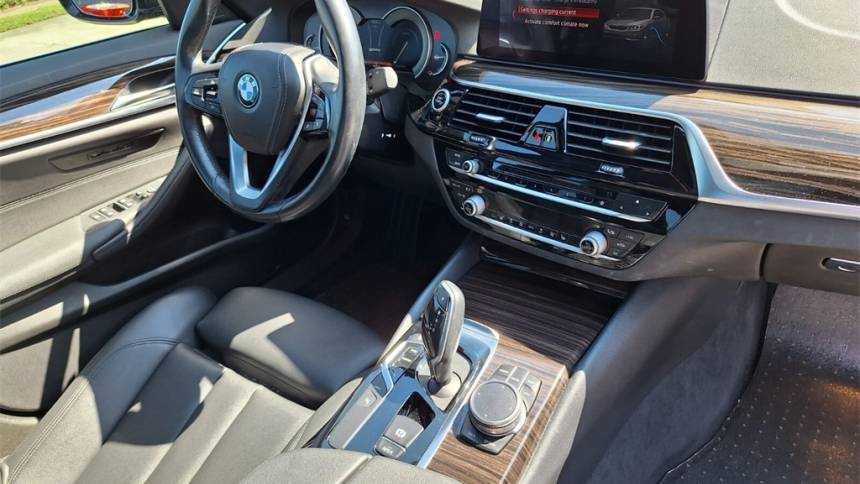 2019 BMW 5 Series WBAJA9C54KB399464