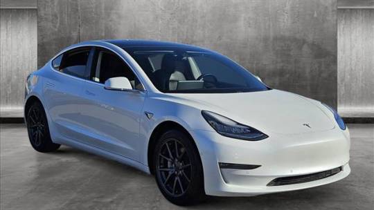 2019 Tesla Model 3 5YJ3E1EB4KF408374