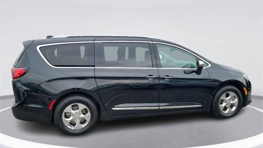 2018 Chrysler Pacifica Hybrid 2C4RC1N74JR318284