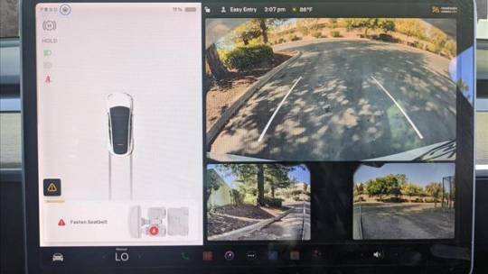 2020 Tesla Model Y 5YJYGDEE7LF051074