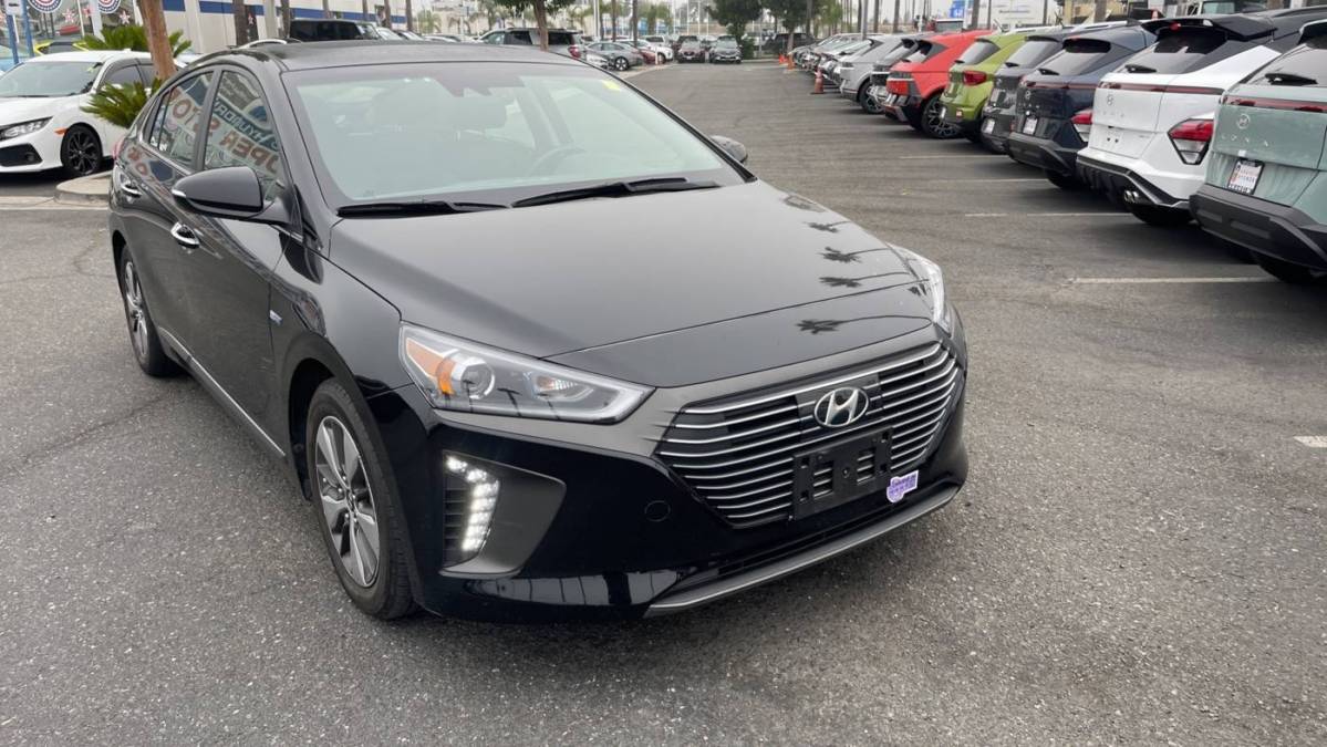 2019 Hyundai IONIQ KMHC75LD4KU132416