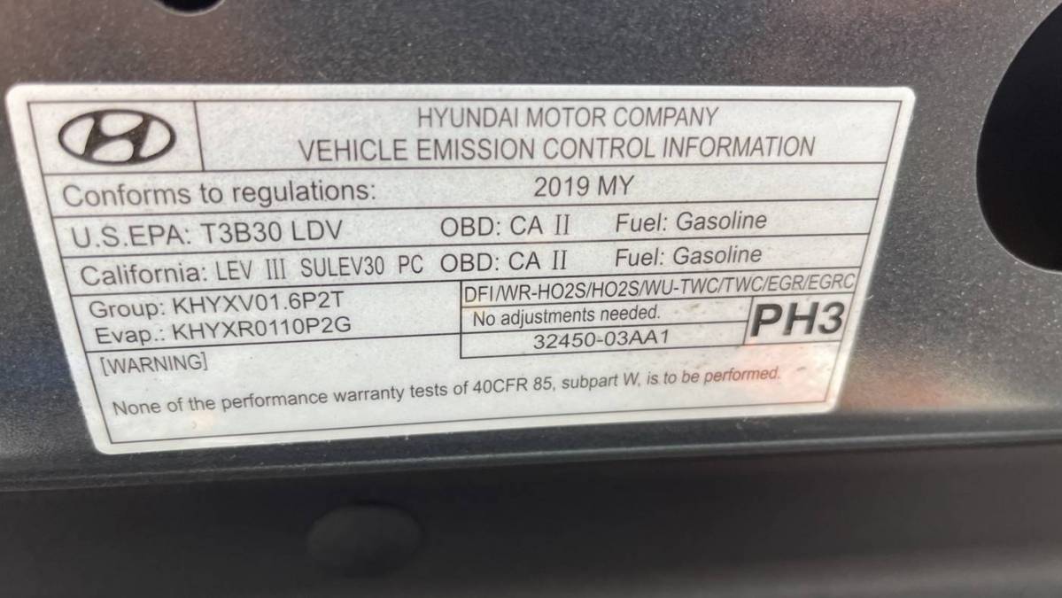 2019 Hyundai IONIQ KMHC75LD4KU132416