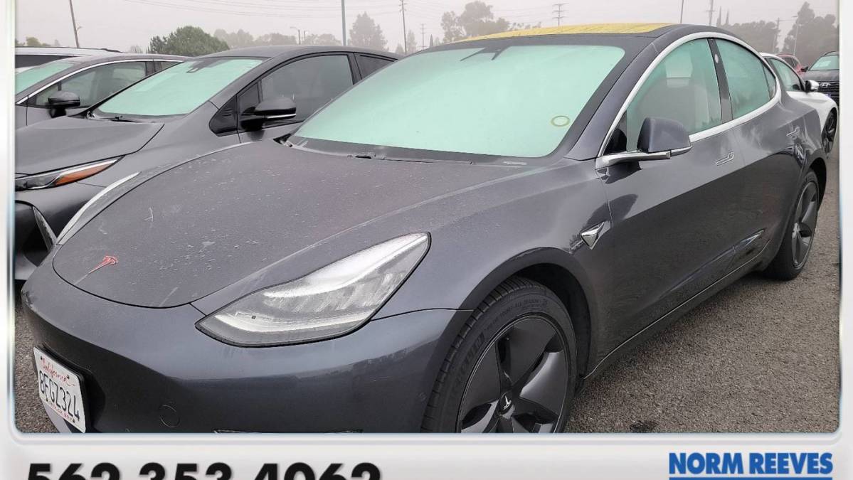 2018 Tesla Model 3 5YJ3E1EA3JF037164