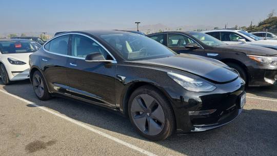 2018 Tesla Model 3 5YJ3E1EA8JF156375