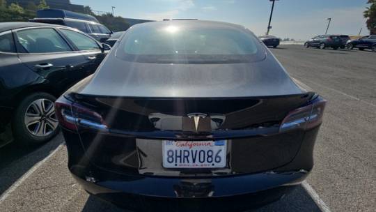 2018 Tesla Model 3 5YJ3E1EA8JF156375