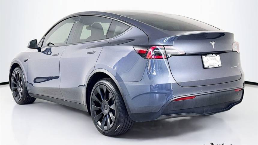 2021 Tesla Model Y 5YJYGDEE2MF076658