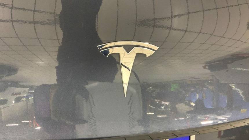 2021 Tesla Model Y 5YJYGDEE6MF179484