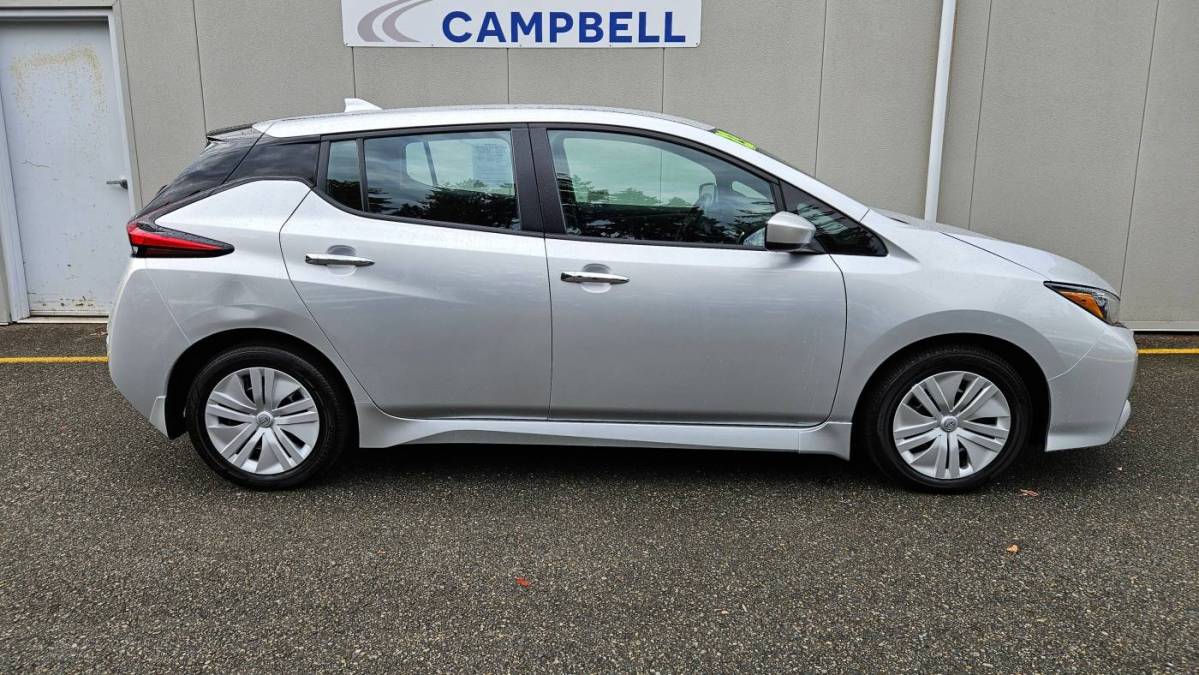 2023 Nissan LEAF 1N4AZ1BV4PC555105