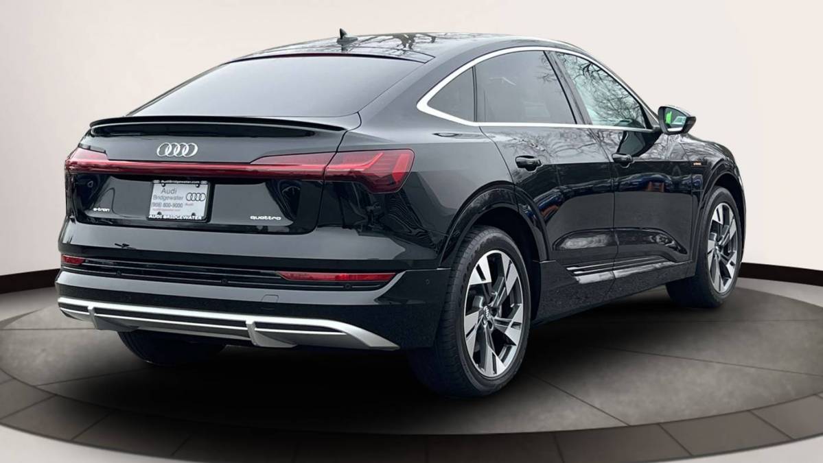 2021 Audi e-tron WA12AAGE8MB002130