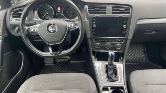 2017 Volkswagen e-Golf WVWKR7AU8HW954318