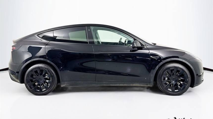 2021 Tesla Model Y 5YJYGDEEXMF255966