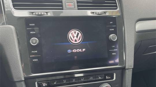 2017 Volkswagen e-Golf WVWKR7AU8HW954318