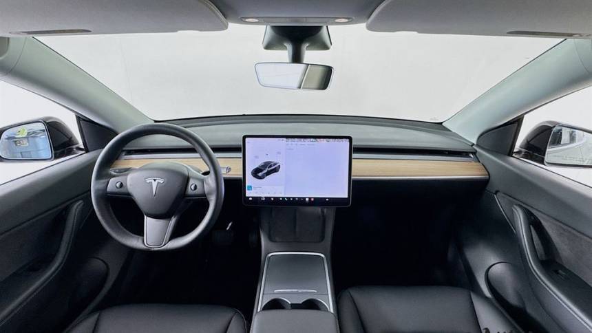 2021 Tesla Model Y 5YJYGDEEXMF255966