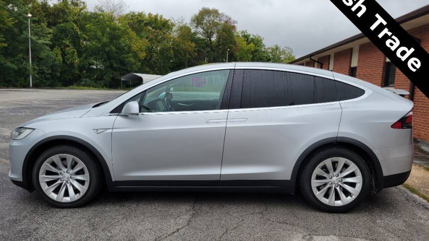 2016 Tesla Model X 5YJXCBE28GF002182