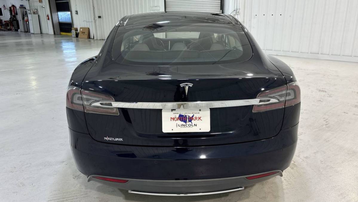 2014 Tesla Model S 5YJSA1S15EFP43246