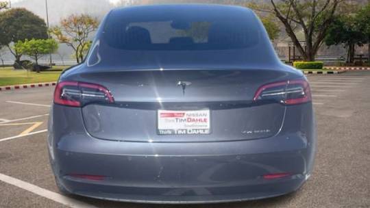 2018 Tesla Model 3 5YJ3E1EBXJF086905