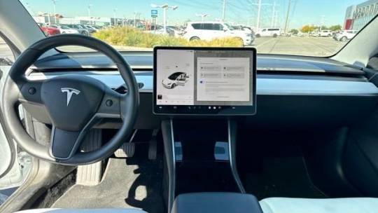 2018 Tesla Model 3 5YJ3E1EBXJF098102