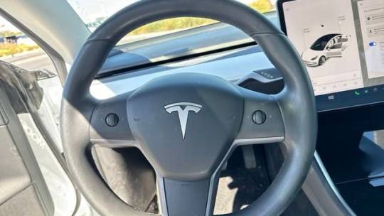 2018 Tesla Model 3 5YJ3E1EBXJF098102