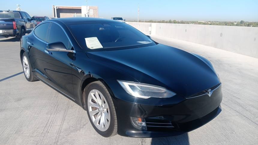 2018 Tesla Model S 5YJSA1E28JF281585