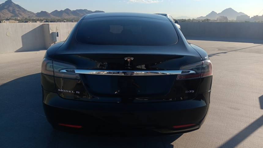 2018 Tesla Model S 5YJSA1E28JF281585