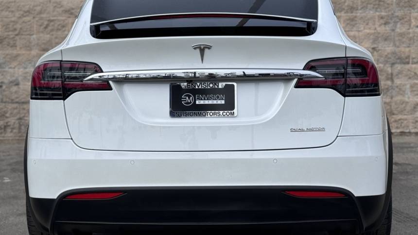 2020 Tesla Model X 5YJXCAE47LF240160