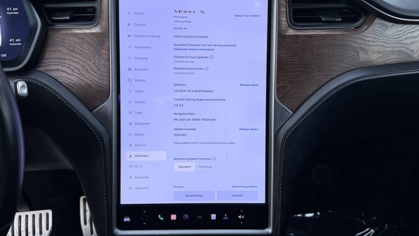 2020 Tesla Model X 5YJXCAE47LF240160