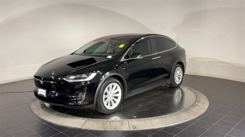 2017 Tesla Model X 5YJXCDE21HF051270